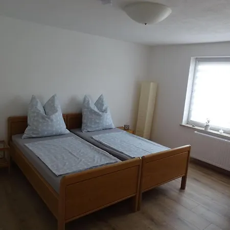 Grosszuegige Zwei-zimmerwohnung * Ochsenhausen