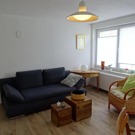 Grosszuegige Zwei-zimmerwohnung * Ochsenhausen